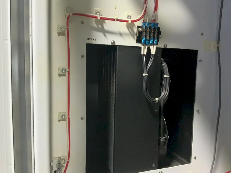 ALLEN-BRADLEY 1336 PLUS II SENSORLESS VECTOR VARIABLE FREQUENCY DRIVE  -  1336F-BP300-AN-EN909-L6-NCM-MX909
