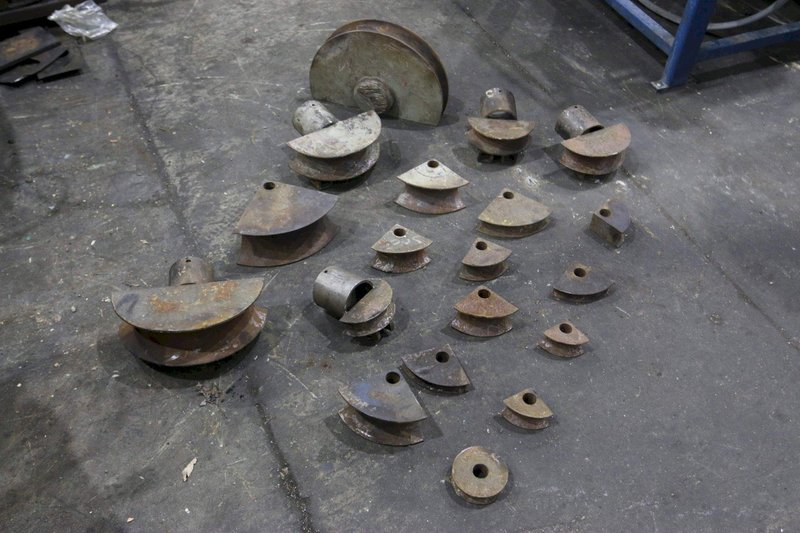 3" UNIVERSAL HYDRAULIC PIPE BENDER: STOCK #70893