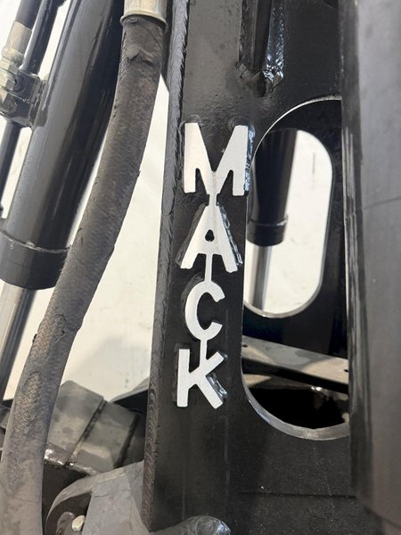 *REFURBISHED* MACK HYDRAULIC SCRAP GRAPPLE/CLAW. STOCK #0430726