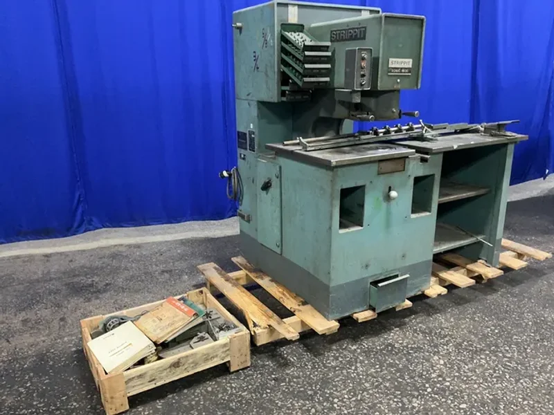 STRIPPIT 28" X 65" SHEET METAL FABRICATOR   -  SONiC 18/30