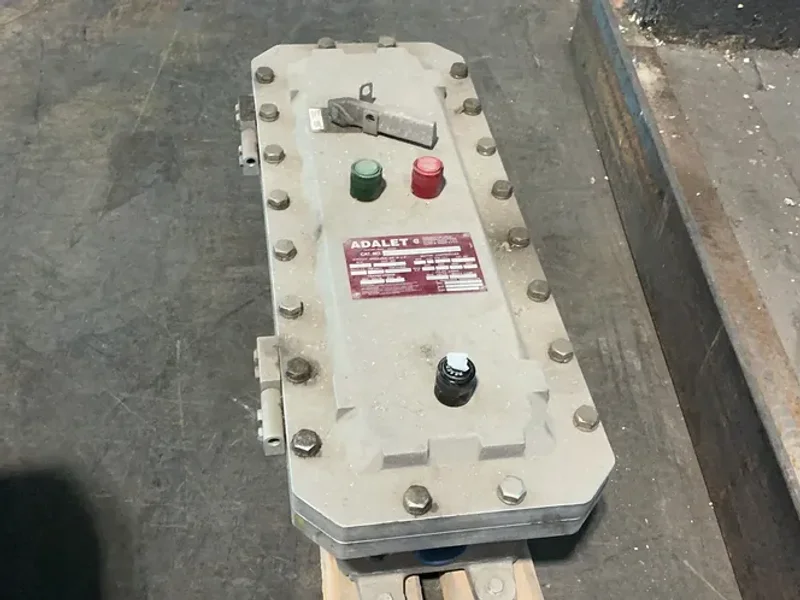 ADALET 7.5/10HP STARTER ENCLOSURE  -  XCBSAQ N4 6130