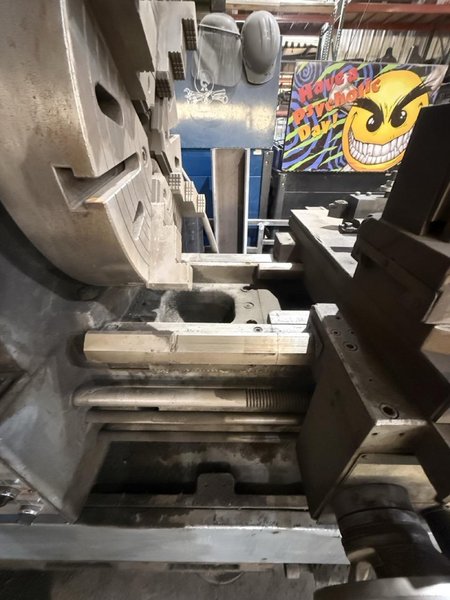 23″ x 118″ TUDA Tudormax Engine Lathe – with Tooling