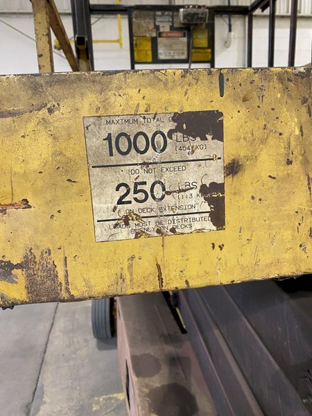 GROVE MODEL #SM3160E SCISSOR LIFT: STOCK #74952