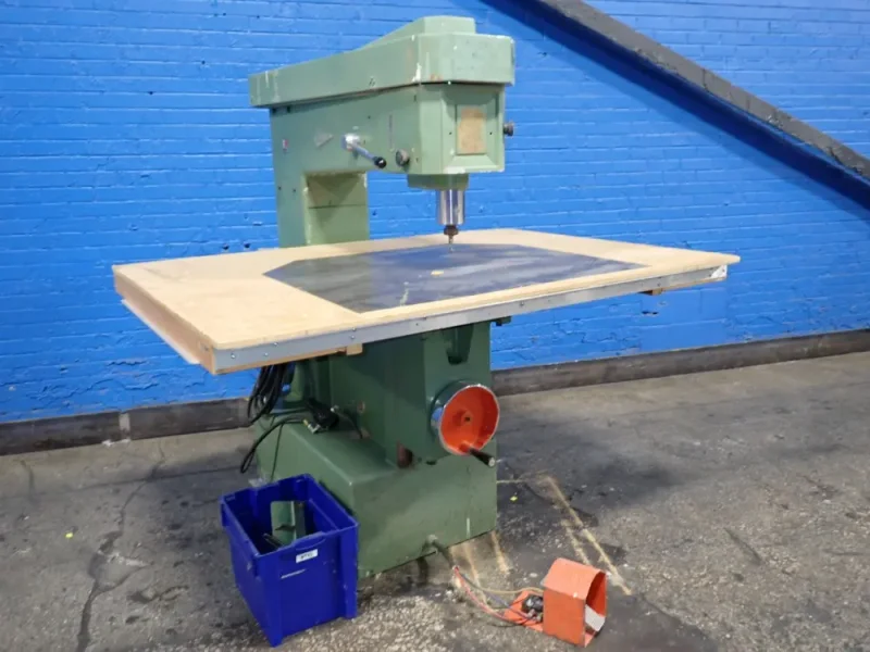 OMW 28" THROAT ROUTER  -  E205