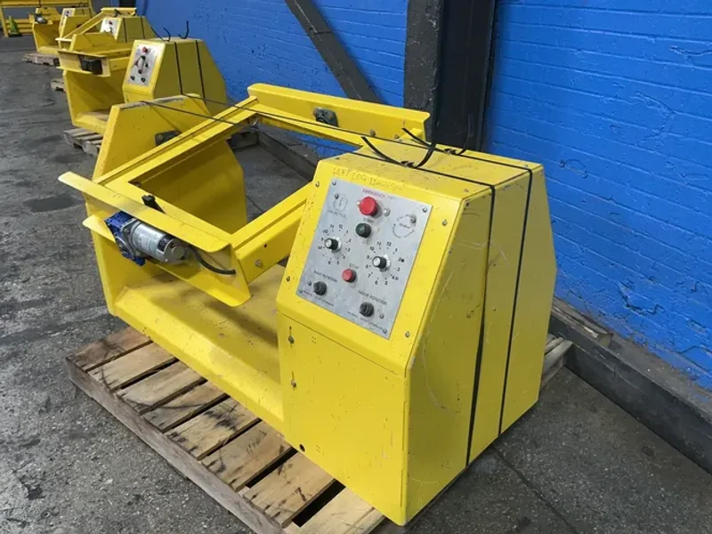 Mannetron 24" X 24"  Roto-cast Machine - Nmrv 040
