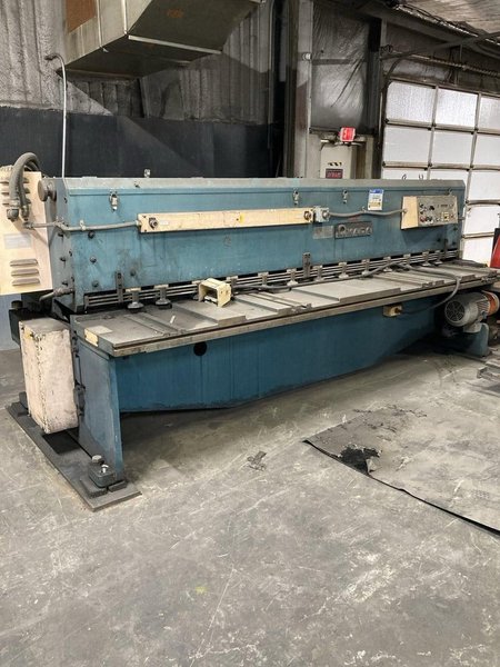 3/16″ x 10′ Amada M-3045 Mechanical Power Squaring Shear, 1984 – Backgauge