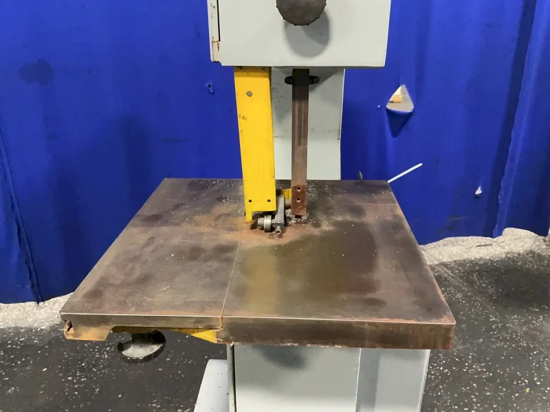 KALAMAZOO 18”-30” THROAT, 10” H STARTRITE VERTICAL BAND SAW  -  24-V-10