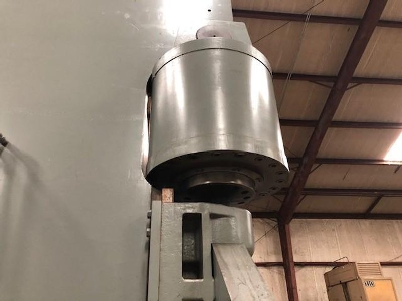1250 TON x 24&#039; CINCINNATI MODEL 1250H HYDRAULIC PRESS BRAKE: STOCK #10682