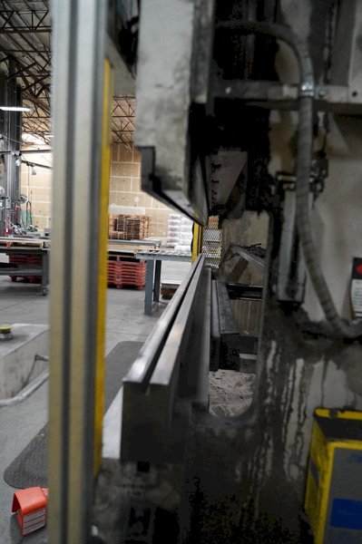 175 Ton X 12′ Wysong MTH175-144 Hydraulic Press Brake, 2002