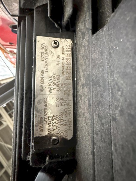 BTM M-370SA HORIZONTAL BANDSAW. STOCK # 0776825.