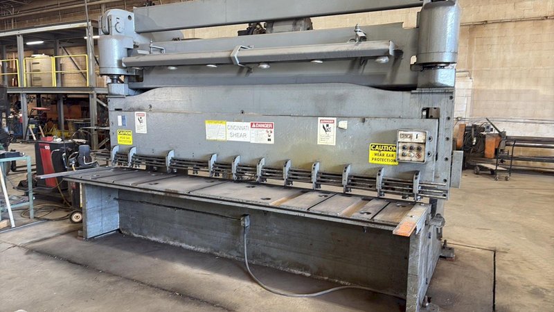 1 - Preowned Cincinnati Shear 12FT x 3/8", Model# 3DL12, 480V 3 Phase