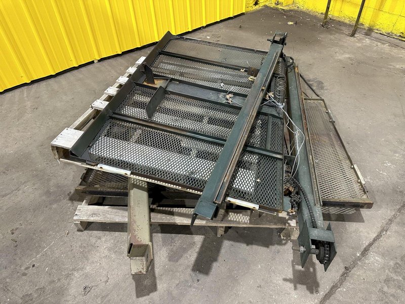 60&quot; X 30&quot; X 20HP PIQUA MODEL #30 VERTICAL HYDRAULIC CARDBOARD BALER: STOCK 17412