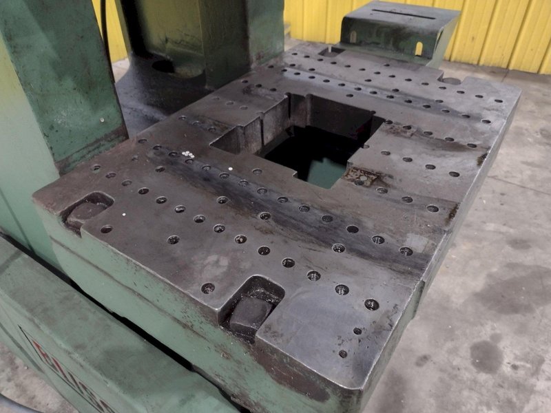 60 TON BLISS MODEL #C-60 OBI FLYWHEEL STAMPING PUNCH PRESS 4&quot; STROKE: STOCK #23467