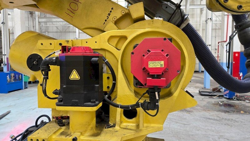 FANUC – R2000IB/210 W/ R-30IA Controls USED