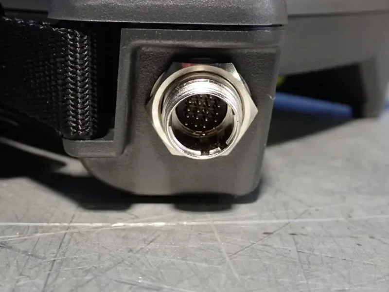 Fanuc Teach Pendant  - A05b-2518-c204#esw