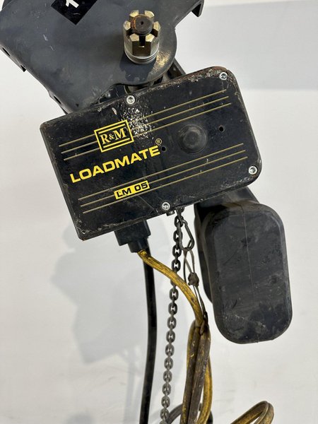 1/2 TON R&amp;M LOADMATE POWERED CHAIN FALL HOIST. STOCK # 1157722