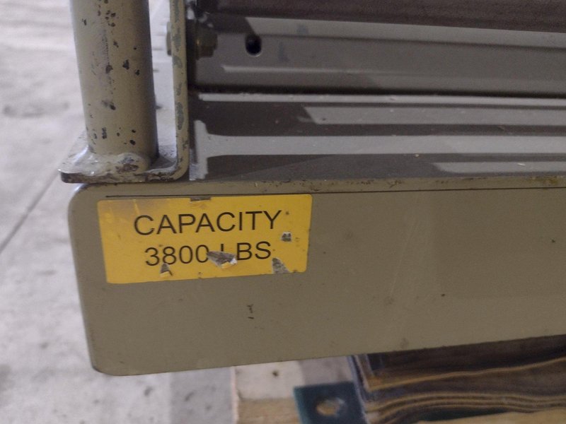 3800 LBS X 60" X 42" SOUTHWORTH MODEL #LS4-36 HYDRAULIC SCISSOR LIFT TABLE WITH ROLLER TOP, 110 VOLT: STOCK #20882