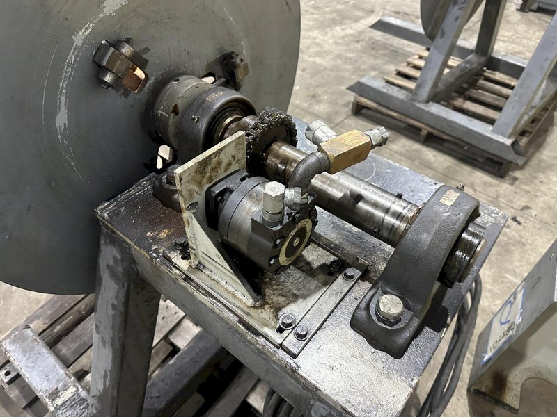 18&quot; HYDRAULIC MOTORIZED COIL REEL UNCOILER: STOCK #23247