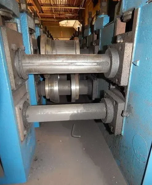 USED 12 STAND CONTOUR MODEL 201210 ROLL FORMER