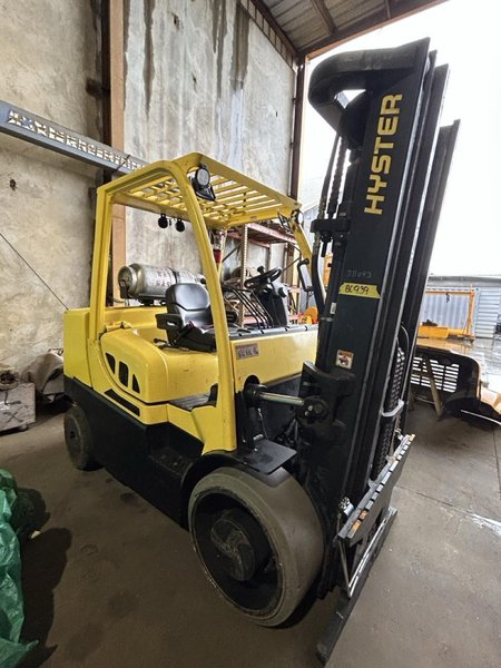 Hyster S155FT Pneumatic Forklift, 2020 – 15,500 lb Capacity | LPG | 2-Stage Mast | Heavy-Duty Industrial Lift Truck