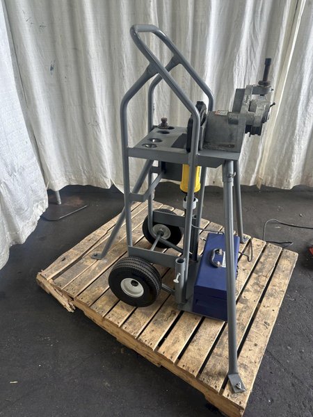 VICTAULIC  MODEL # VE106 ROLL GROVING TOOL / TRIPOD STAND: STOCK #78565