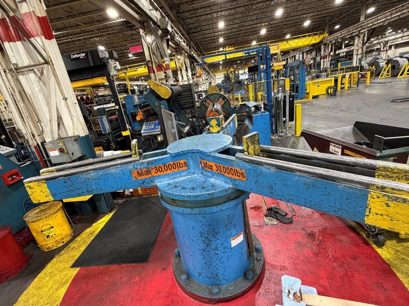 30,000# LOOPCO THREE ARM TURNSTILE