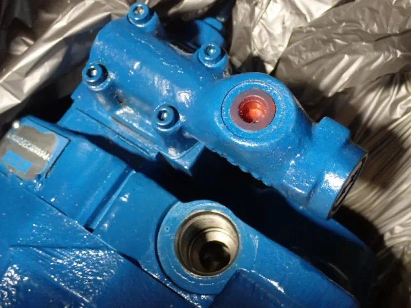 VICKERS HYDRAULIC PUMP  -  PVQ40B2RSE1F10CGD20