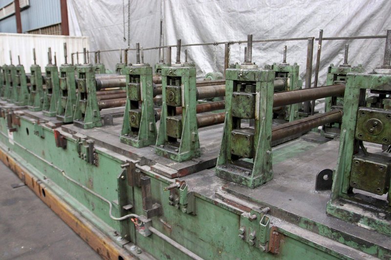 13 STANDS X 3&quot; X 44&quot; BRADBURY ROLLFORMER: STOCK #69558