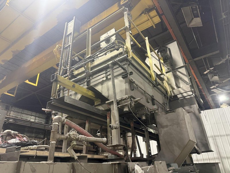 36" x 48" x 8 WHEEL PANGBORN ROTOBLAST PASS THROUGH HANGING CONVEYOR SHOT BLAST MACHINE: YOBRO #24717