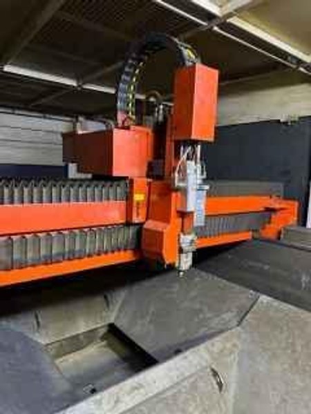6000 Watt Bystronic  BySprint 3015 Fiber Laser, 2015 – 5′ x 10′ Table
