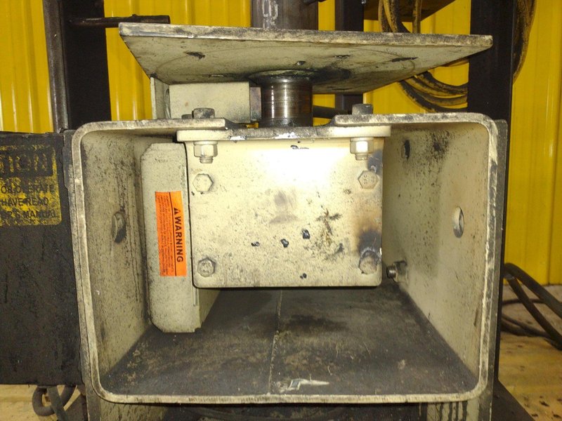 500 LB PANDJIRIS MODEL ALPHA 5-3 WELDING POSITIONER, 115 VOLT: STOCK #23359