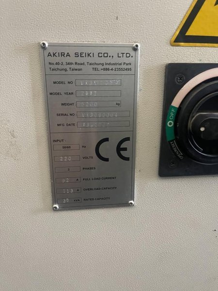 2007 AKIRA SEIKI PERFORMA V5A-XP VERTICAL MACHINING CENTER