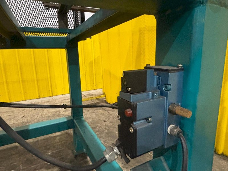 10 STAND X 20&quot; ROLL SPACE ALVAREZ ROLLFORMER: YOBRO #24495