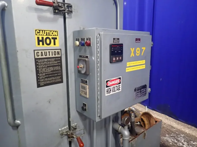 BETTER ENGINEERING INC. 36" PARTS WASHER   -  F4000-P