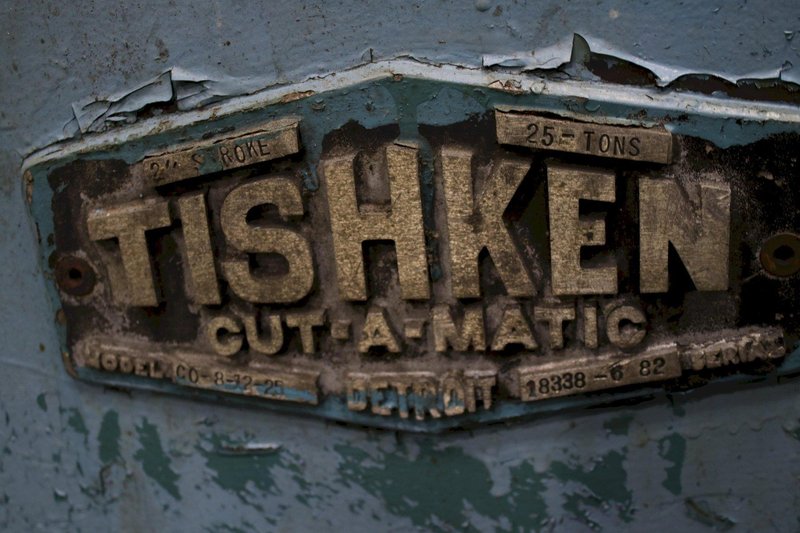 25 TON TISHKEN MODEL# CO-8-12-25 4 POST CUTOFF PRESS: STOCK #74367