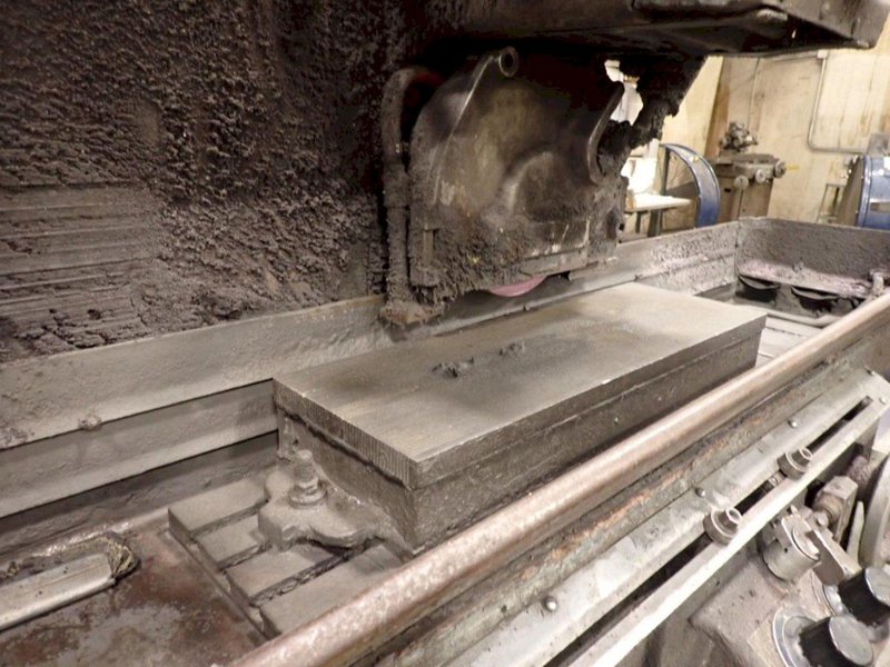 8" X 24" THOMPSON 2F HYDRAULIC SURFACE GRINDER: YOBRO #24265