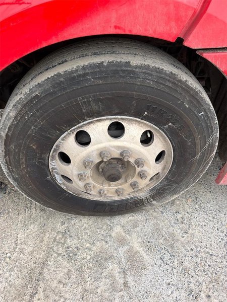 2020 Freightliner Cascadia 1FUJHHDV0LLLC1688