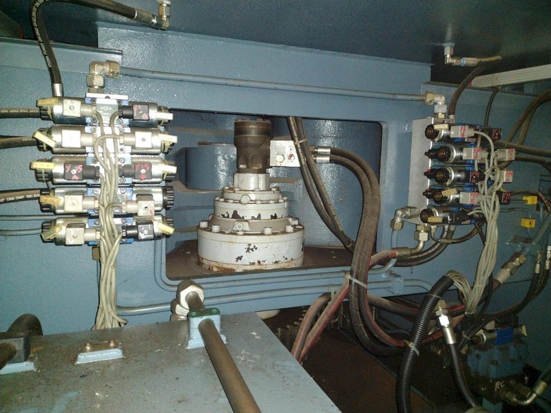 6" X 6" X 3/4" DURMA MODEL #PBH240 HYDRAULIC ANGLE BENDING ROLL, NEW 2009: STOCK #16892