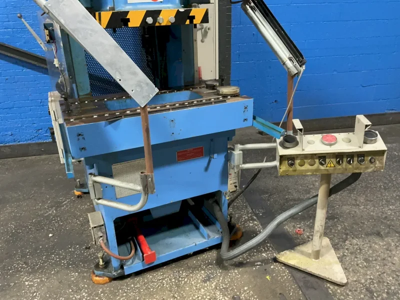 AIDA 66 TON GAP FRAME PRESS  -  NC1-60(2)