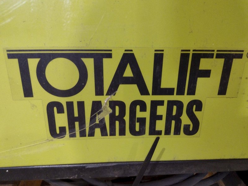 2 KVA TOTAL LIFT MODEL #TL24 BATTERY CHARGER: YOBRO #25698