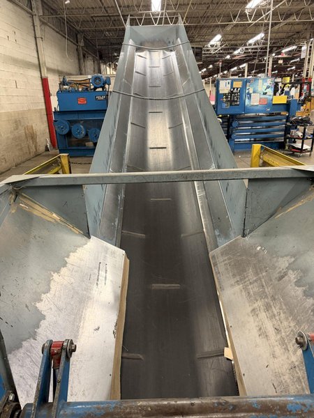 CONVEYORS INCORPORATED 36" x 30' INCLINE BELT CONVEYOR WITH CONTROLS: YOBRO #26280