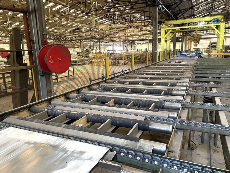 CBM - sandwich panel line / Manni &amp; Cannon