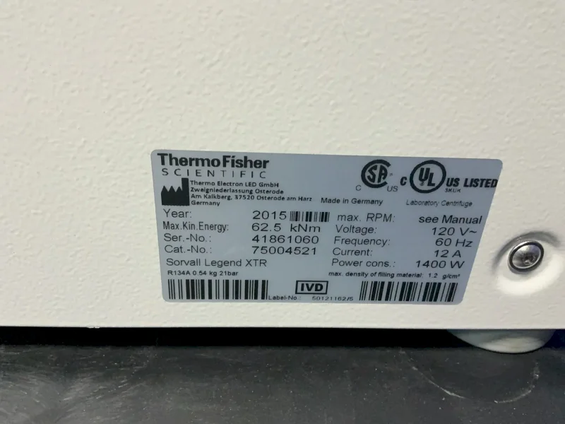 THERMO SCINTIFIC CENTRIFUGE  -  SORVALL LEGEND XTR