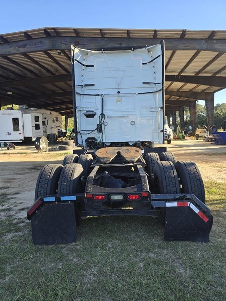 VOLVO VNL64T760 - Trucks