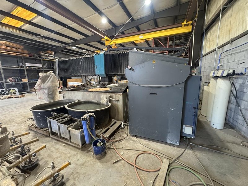 6.5′ x 13′ Flow Mach 3B-4020b Waterjet, 2014 – 94,000 PSI