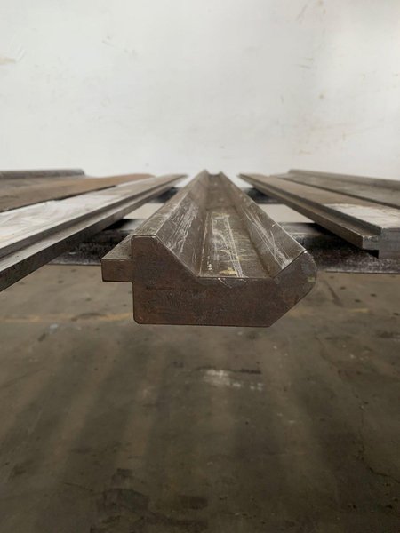 6&#039;6&quot;(78&quot;)PRESS BRAKE TOP GOOSE NECK MALE DIE. STOCK # 0875024