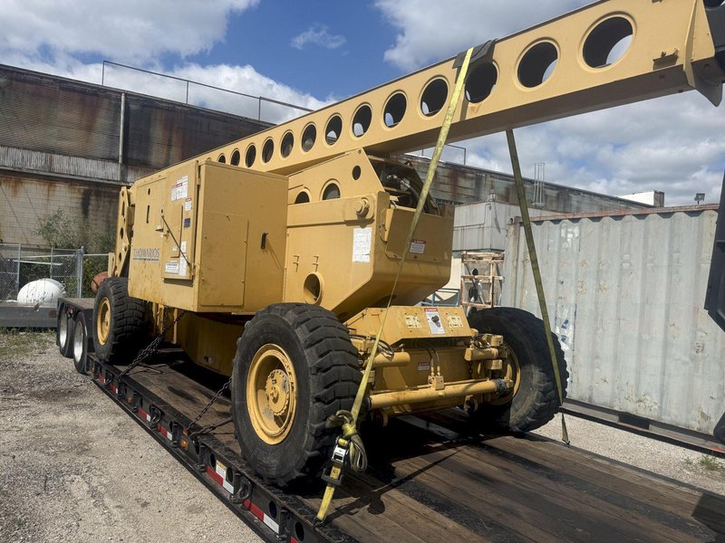 125' GROVE MODEL AMZ-131XT DIESEL POWERED OFF-ROAD MANLIFT: YOBRO #25206