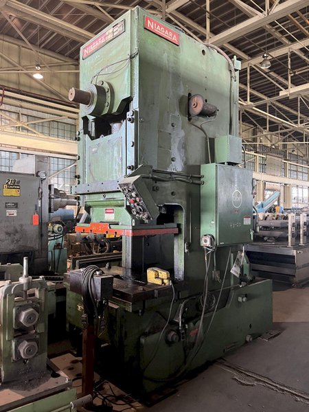 150 TON NIAGARA MODEL #E-150 OBI PRESS, 2.5" STROKE: STOCK #13324