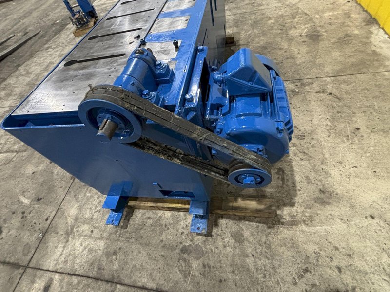 6 STAND X 1.5&quot; X 8&quot; ROLLSPACE YODER MODEL #M1.5 ROLLFORMER BASE: STOCK #22839