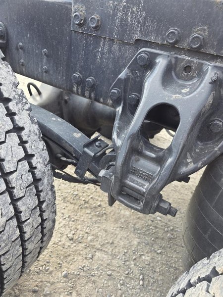 2022 Peterbilt 567 804181